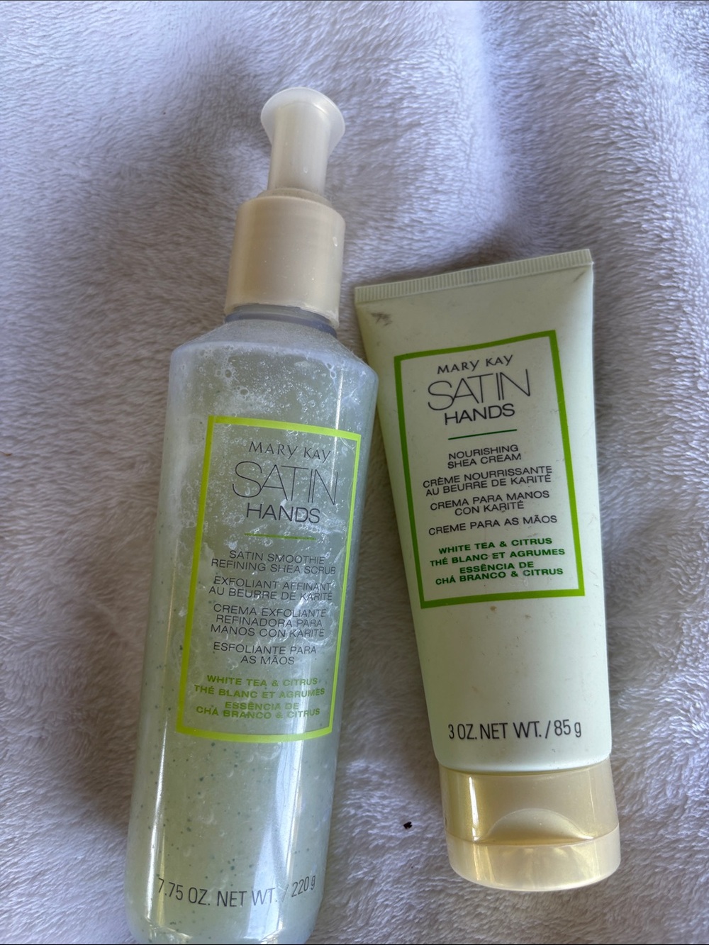 Mary Kay Satin Hands White and Green Hand Care Duo